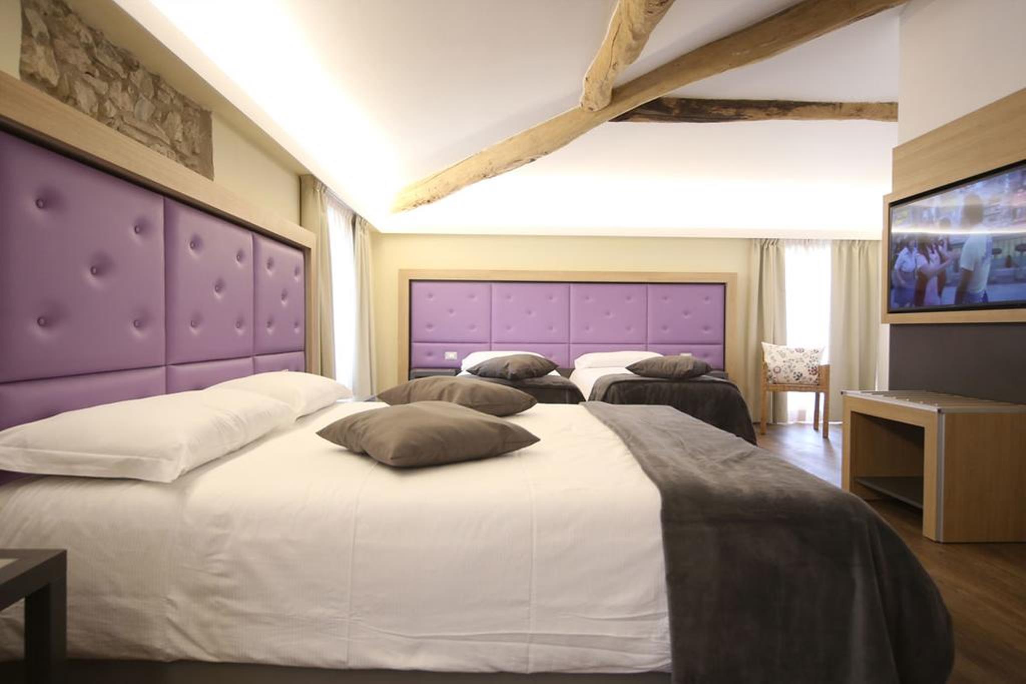 Hotel Corona Spiazzi Di Caprino Esterno foto