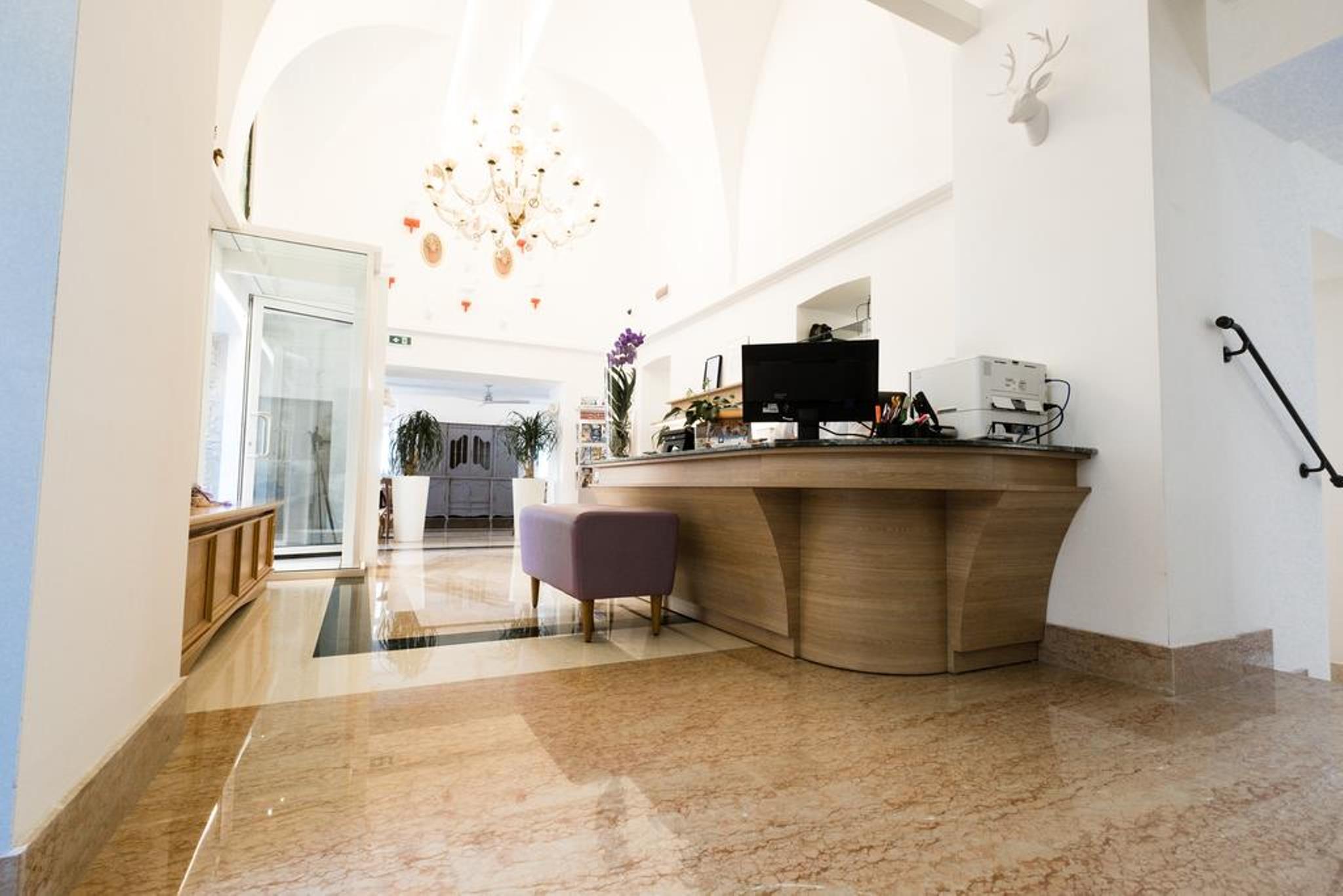 Hotel Corona Spiazzi Di Caprino Esterno foto