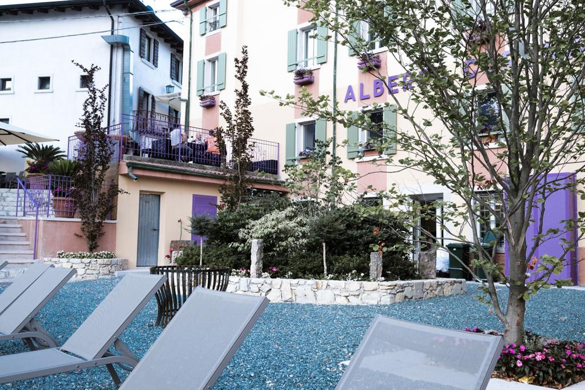 Hotel Corona Spiazzi Di Caprino Esterno foto