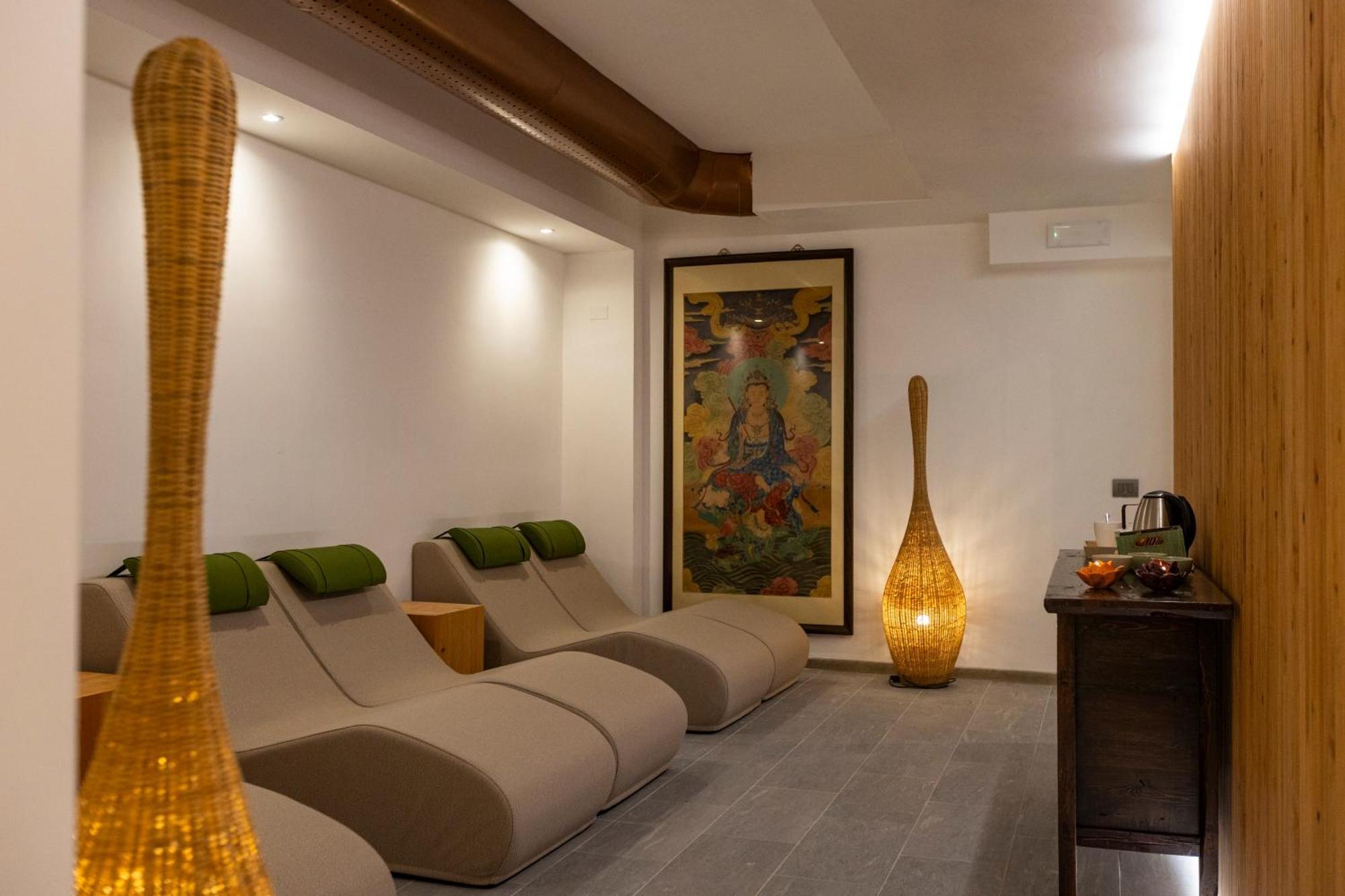 Hotel Corona Spiazzi Di Caprino Esterno foto