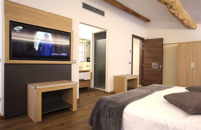 Hotel Corona Spiazzi Di Caprino Esterno foto